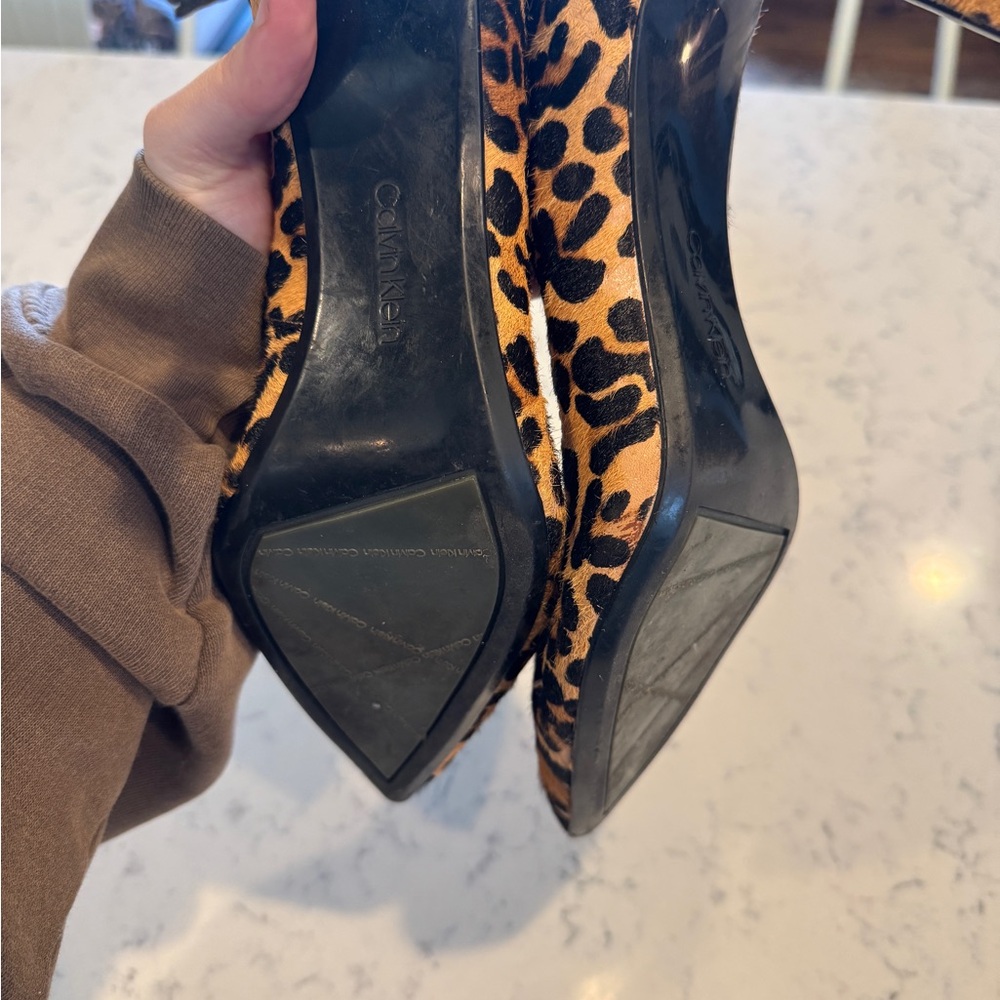 Calvin Klein Leopard Print Pointed Toe Stiletto Heels - Tan & Black - Picture 4 of 4